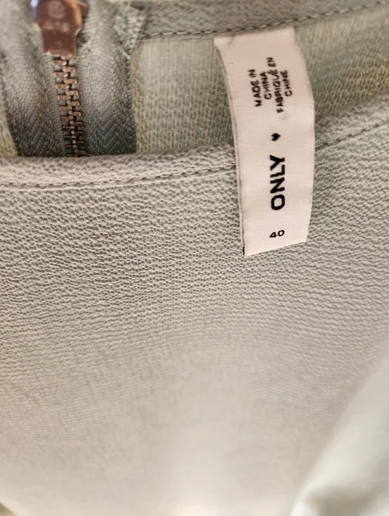 Only - Vic Solid Top - Picture 4 of 9